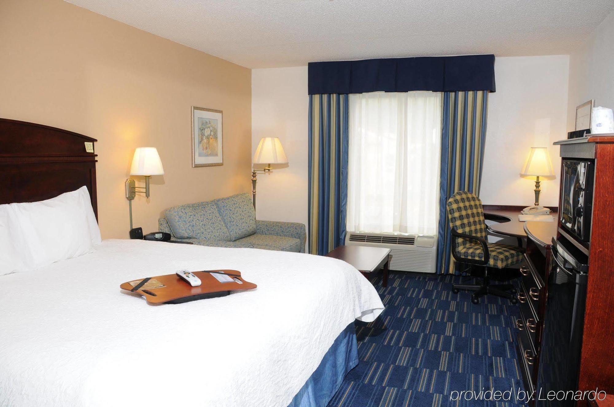 Hampton Inn Hinesville Eksteriør billede